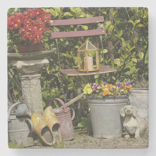 バケツ、くつ、花、ザーンス·シャンズ。 ストーンコースター (正面)