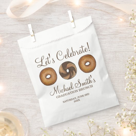 バゲルの卒業お祝いパーティーのためのブランチを祝おう フェイバーバッグ (クリップ留めされた状態)