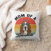 バショールおもしろいバセット犬の母 クッション (ブランケット)