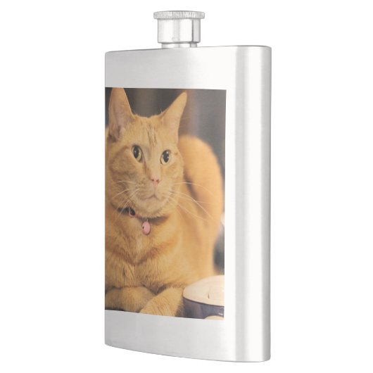 バシー フラスク (左)