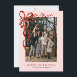 バジェットエレガントピンクレッドボウのクリスマスツーフォト シーズンカード<br><div class="desc">バジェットエレガントピンクの水の色Red Bowクリスマス2つの写真ホリデーカードあなたの2つの写真の美しい水の色の赤いのまわりに弓を特徴とする。</div>