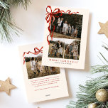 バジェットエレガントレッドボウクリスマス4枚の写真 シーズンカード<br><div class="desc">バジェットエレガントレッド弓クリスマスクリスマスフォーフォトホリデーカードは、美しい水色の赤い弓あなたの2つの写真のまわりにを特徴としている。</div>