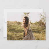 バジェットオレンジ色のスクリプトフォト卒業パーティー 招待状 (裏面)