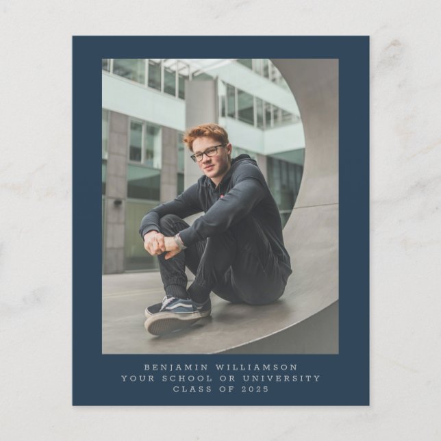 バジェットシンプルブルーフォト卒業発表 (正面)