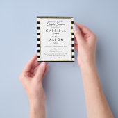 バジェットストライプウェディングカップルシャワー招待状 チラシ (手)