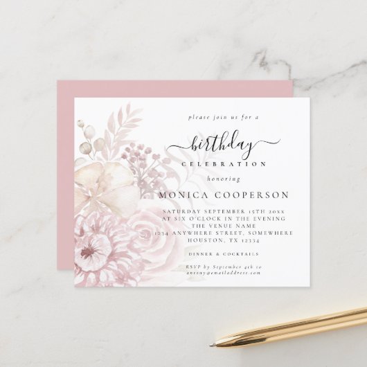バジェットダスティピンク花模様女性誕生日招待状 (正面/裏面インサイチュ)