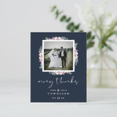 バジェットネイビーモダンタイポグラフィピンクシェーズフラワーズ (スタンド正面)