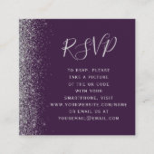 バジェットパープル結婚シルバーのQRコードRSVP エンクロージャーカード (正面)