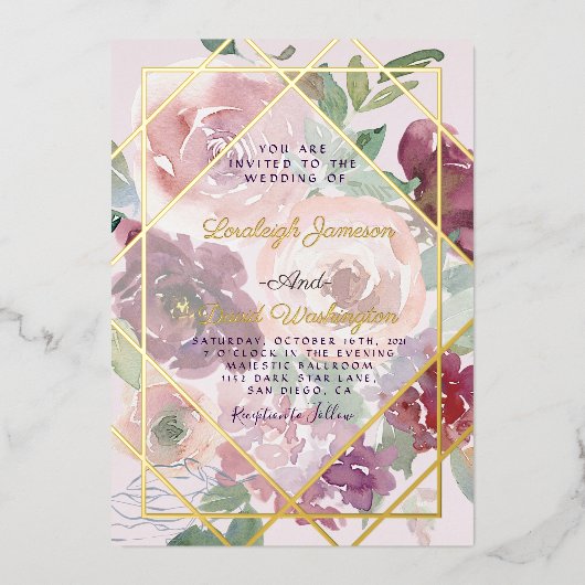 バジェットピンクのフローラと金ゴールド幾何学的 箔招待状 (正面)