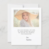 バジェットフォトグレースクリプトの卒業サンキューカード (裏面)