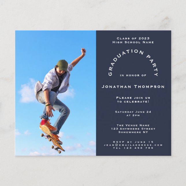 バジェットフォトネイビー2024卒業パーティー招待状 (正面)