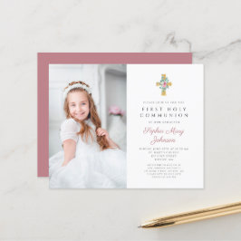 バジェットフォトピンクフローラクロス最初の聖餐式