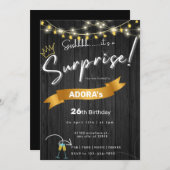 バジェットブラックのサプライズ誕生日の招待状 招待状 (正面/裏面)