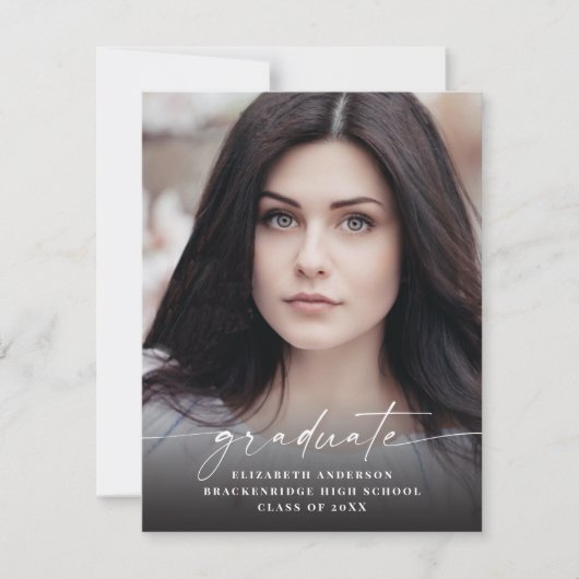 バジェットモダンホワイトスクリプト写真卒業 案内状 (正面)