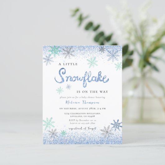 バジェットリトルスノーフレークベビーシャワー招待状 (スタンド正面)
