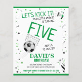 バジェットリトルルーキーサッカーグリーン誕生日招待状 (正面)