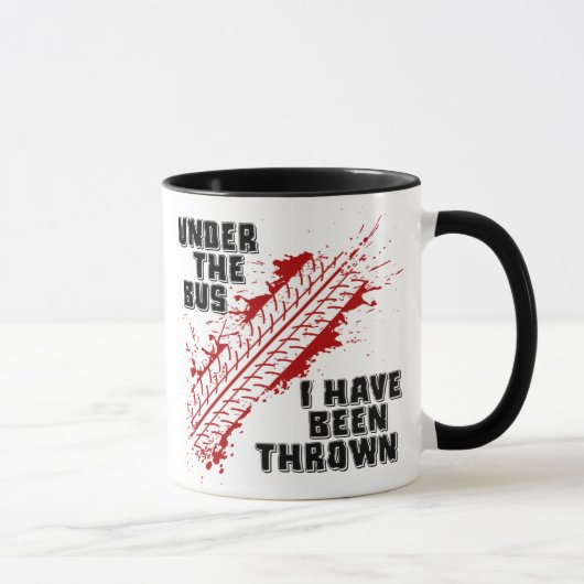 バスの下で私は投げられた マグカップ (右)