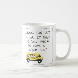 バスの運転手のマグのためのギフト – Schoolbus コーヒーマグカップ