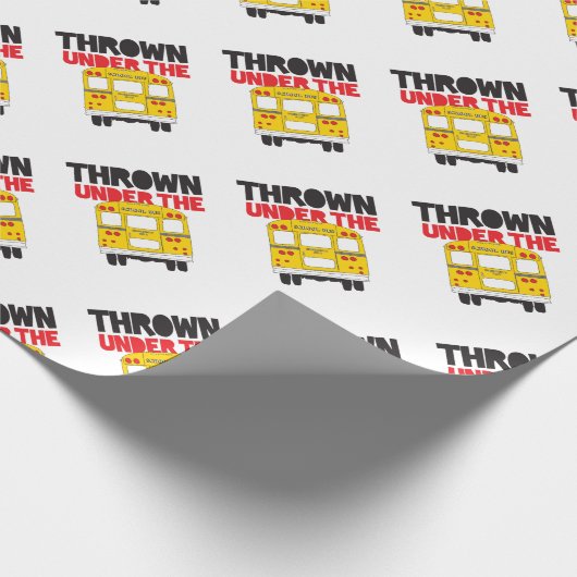 バスイエロースクールバスの引用文の下に投げおもしろいる ラッピングペーパー (角)