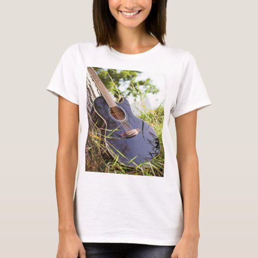 バスギタかわいらしー Tシャツ (正面)