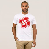 バスクの十字の燃えるようなワイシャツ Tシャツ (正面フル)