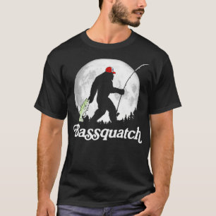 バスクアッチおもしろいビッグフートナイト魚釣り&フルムーン Tシャツ
