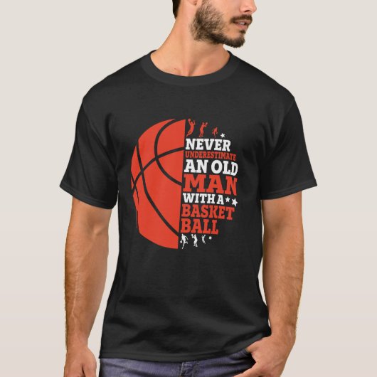 バスケッおもしろいトルを持つ老人 Tシャツ (正面)