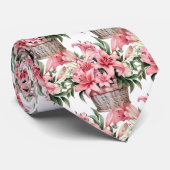 バスケットにピンクのユリ ネクタイ (ロール)