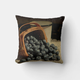 バスケットにブルーベリー – 旧世界静止画シリーズ クッション