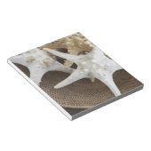 バスケットに入ったヒトデ ノートパッド (アングル)