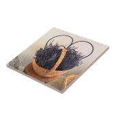 バスケットに入ったラベンダー タイル (側面)