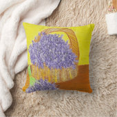 バスケットに入ったラヴァンドールのピロー投げ クッション (ブランケット)