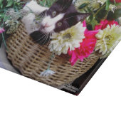 バスケットに入った子猫 カッティングボード (角)