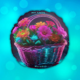バスケットに入った明るい色の花のモノグラム | ラウンドクッション