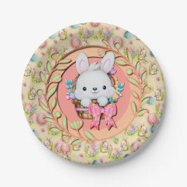 バスケットに座って可愛いイースターバニー ペーパープレート