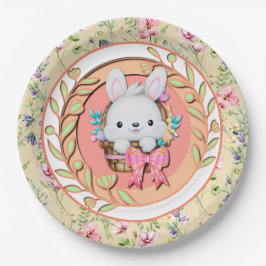 バスケットに座って可愛いイースターバニー ペーパープレート