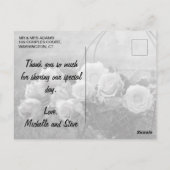 バスケットの中のピンクのバラ結婚の感謝 ポストカード (裏面)