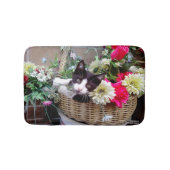 バスケットの中の子猫 バスマット (正面)