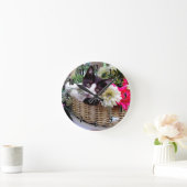 バスケットの子ネコ ラウンド壁時計 (ホーム)