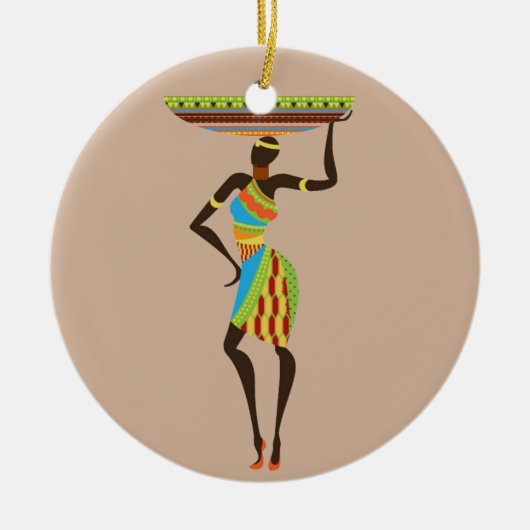 バスケットの部族芸術を持つアフリカの部族の女性 セラミックオーナメント (正面)