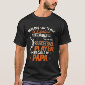 バスケットボールお気に入りの選手が私をパパと呼ぶおもしろい Tシャツ