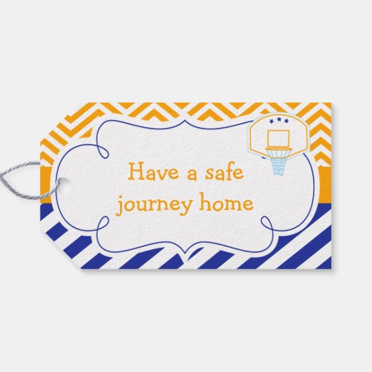 バスケットボールかわいいアフリカ系アメリカ人の男の子「行った」 ギフトタグ (裏面横)