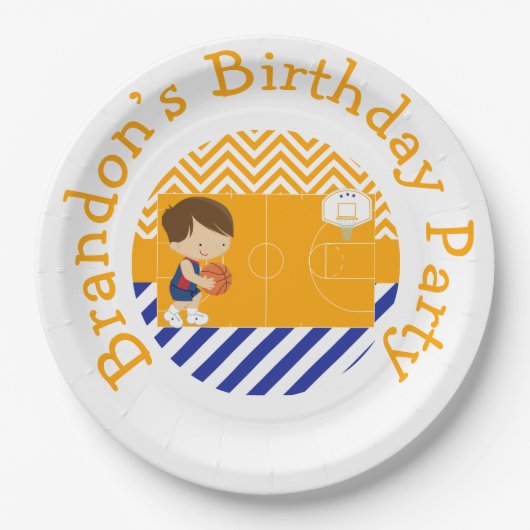 バスケットボールかわいい茶色のヘアボーイ ペーパープレート (正面)