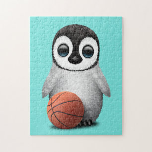 バスケットボールと遊んでいるかわいいベビーのペンギン ジグソーパズル