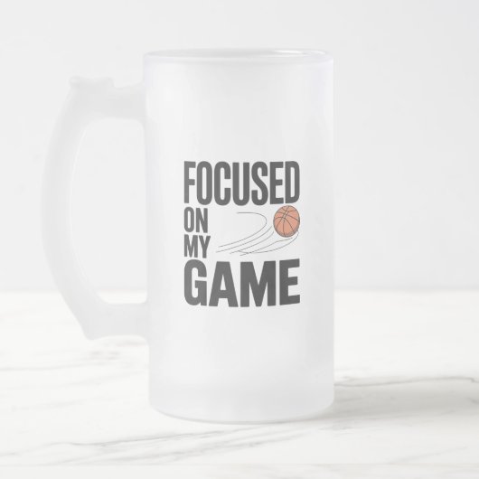 バスケットボールに焦点を当てた曇りガラスのマグカップ フロストグラスビールジョッキ (左)