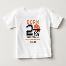 バスケットボールに生まれつき | スポーツ少年の2歳誕生日 ベビーTシャツ