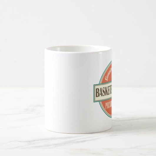バスケットボールのコーチのヴィンテージのスポーツのデザインのギフトのマグ コーヒーマグカップ (中央)