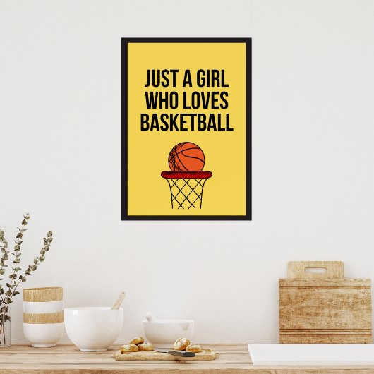 バスケットボールのダークイエロースポーツが大好きな女の子 ポスター (キッチン)