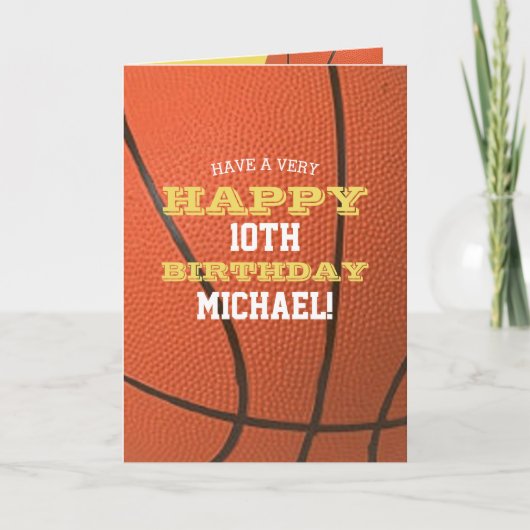 バスケットボールのルックあなたの名前と年を追加誕生日 カード (正面)