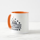 バスケットボールのレジェンドプレーヤーの青とオレンジのボール マグカップ (正面左)